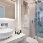 Flos Luxury 게스트하우스 4*