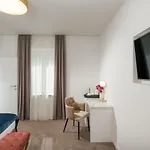 Flos Luxury 4* 스플리트