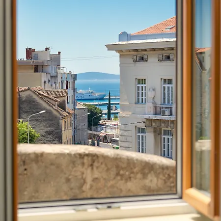 Pensionat Flos Luxury