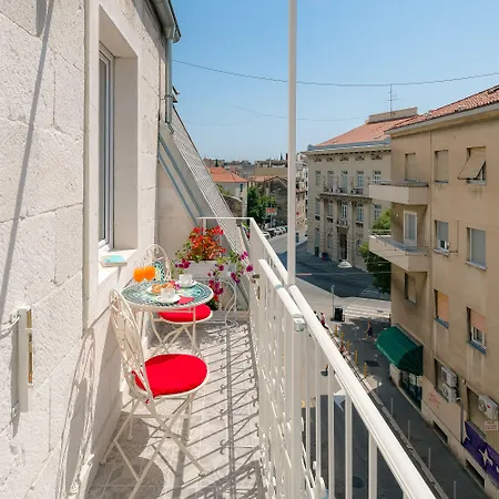 Flos Luxury 4*
