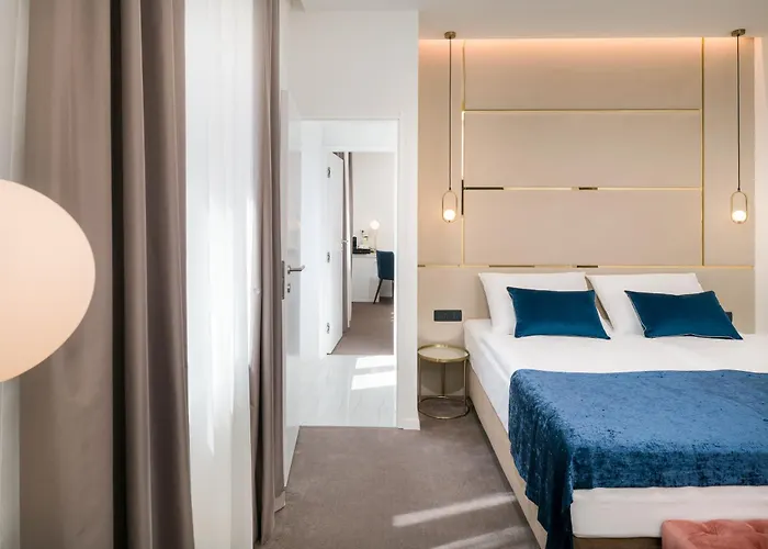 Guest house Flos Luxury