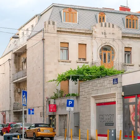 Pensionat Flos Luxury Split