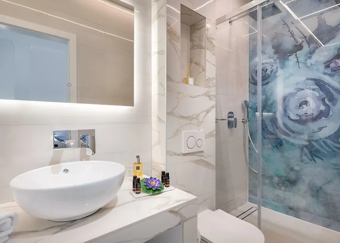 Flos Luxury 4* ספליט